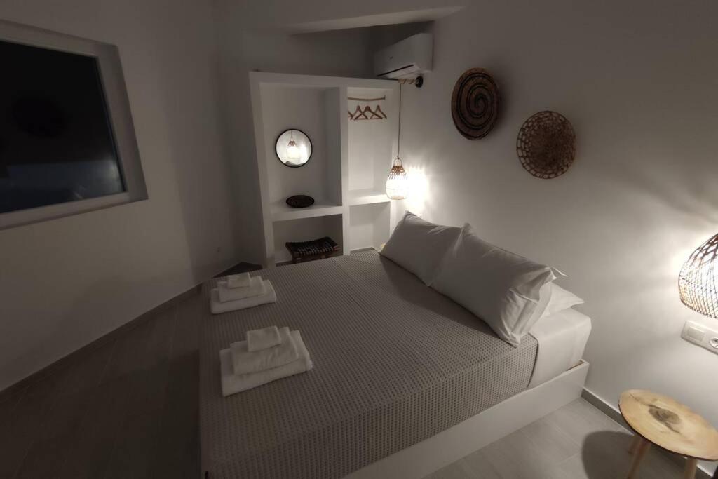 Eolia Luxury Suites Andros Batsíon Exteriér fotografie
